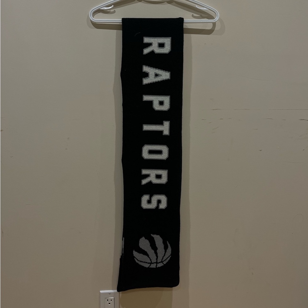 New OVO x Raptors Scarf